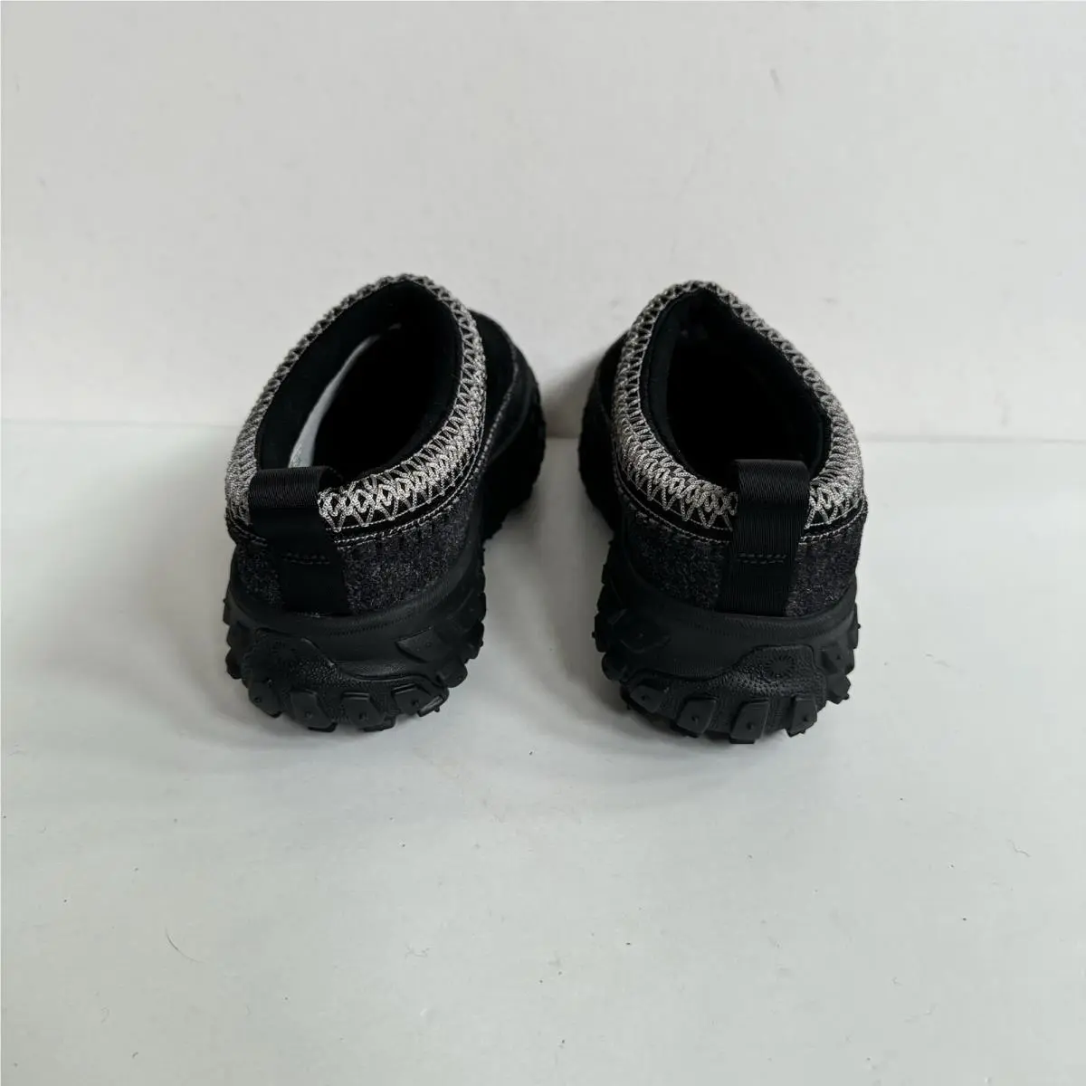 UGG shoes - UGG ALL GENDER VENTURE DAZE - BLACK / BLACK 2
