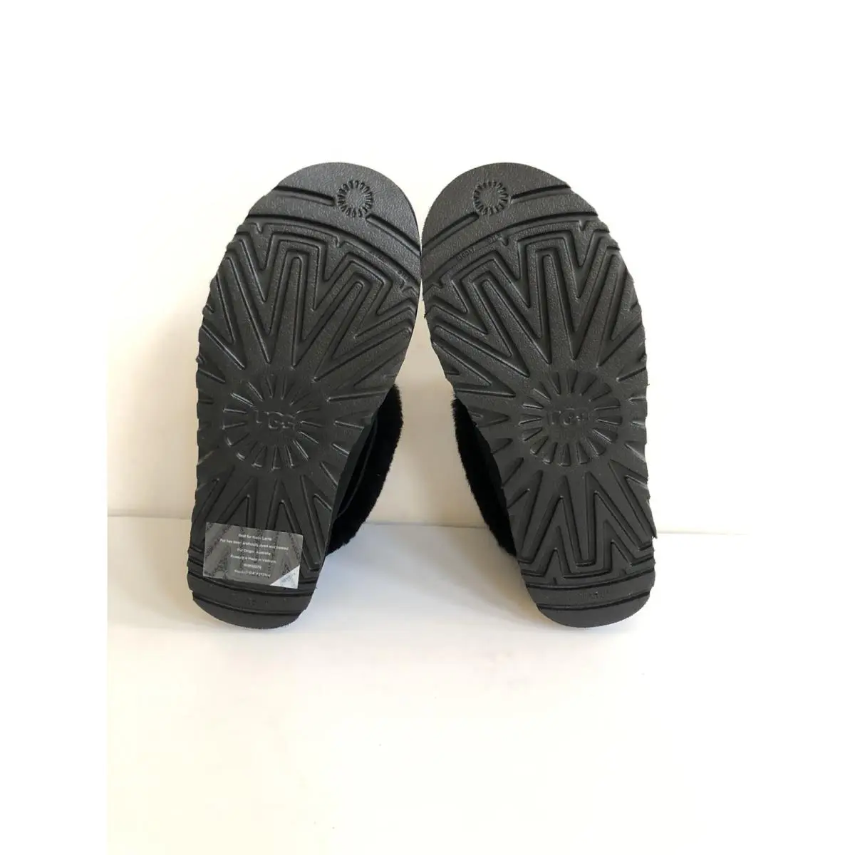 UGG shoes - UGG MATE REVIVAL - MATE REVIVAL - Black 3