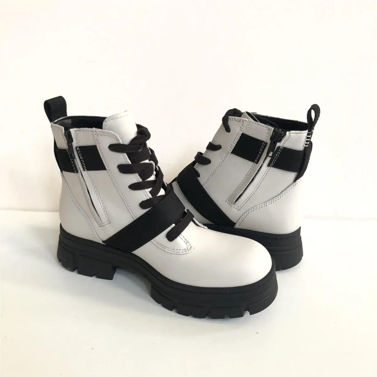 UGG shoes - UGG ASHTON SHOE - ASHTON SHOE - White 0
