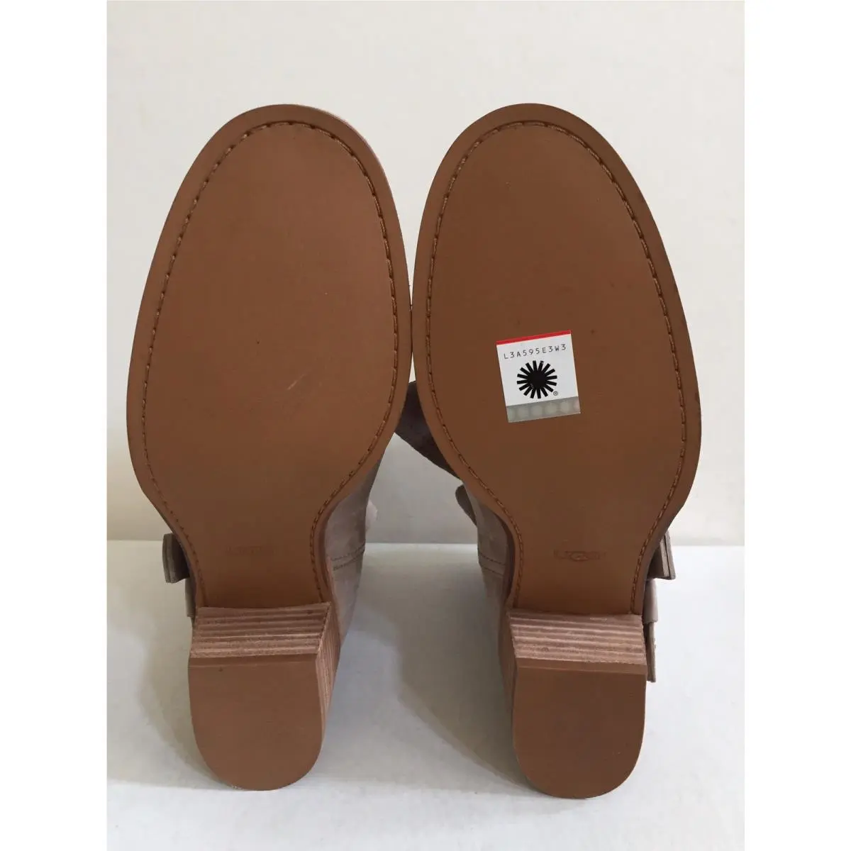UGG shoes - SAHARA 4