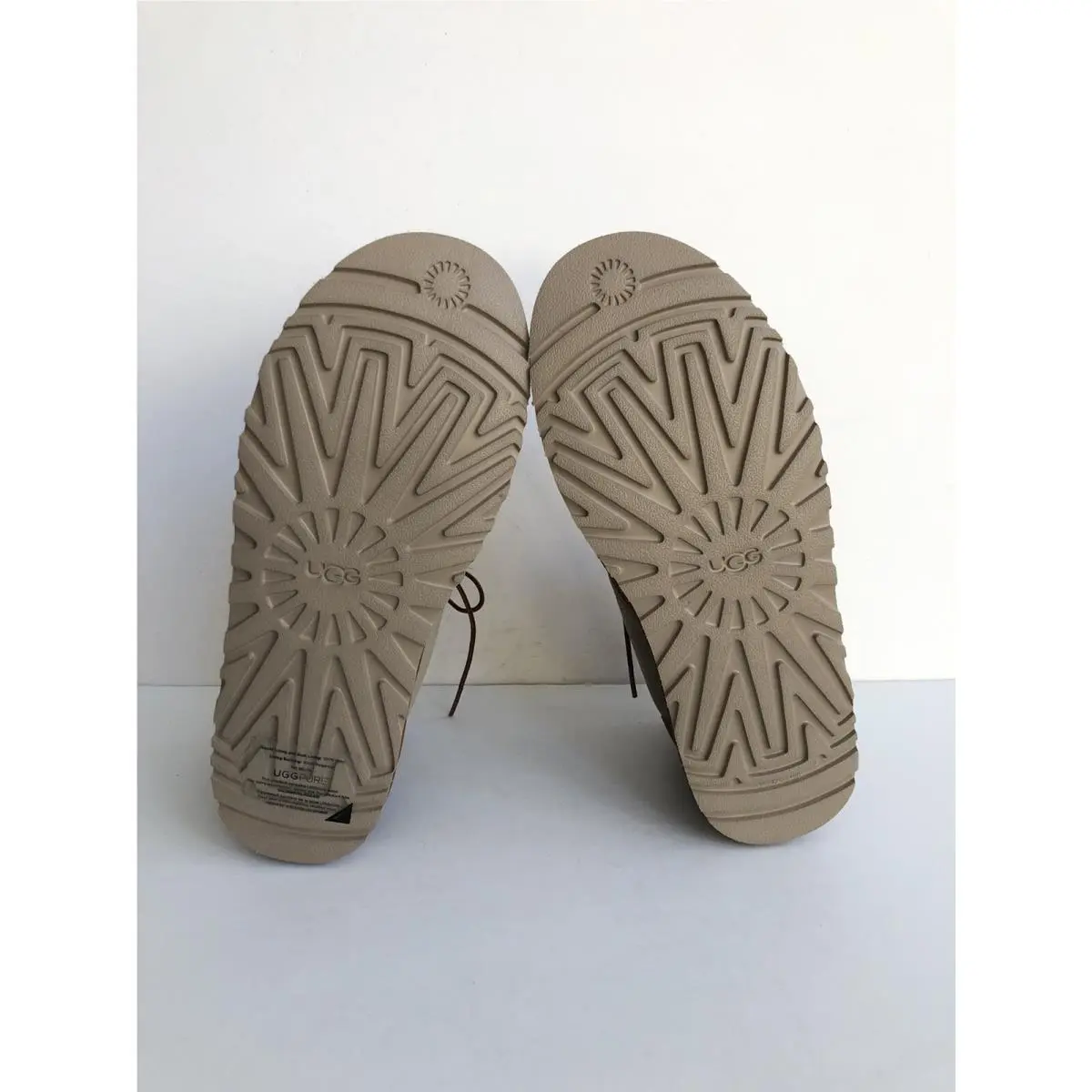 UGG shoes - WHITE PEPPER 3