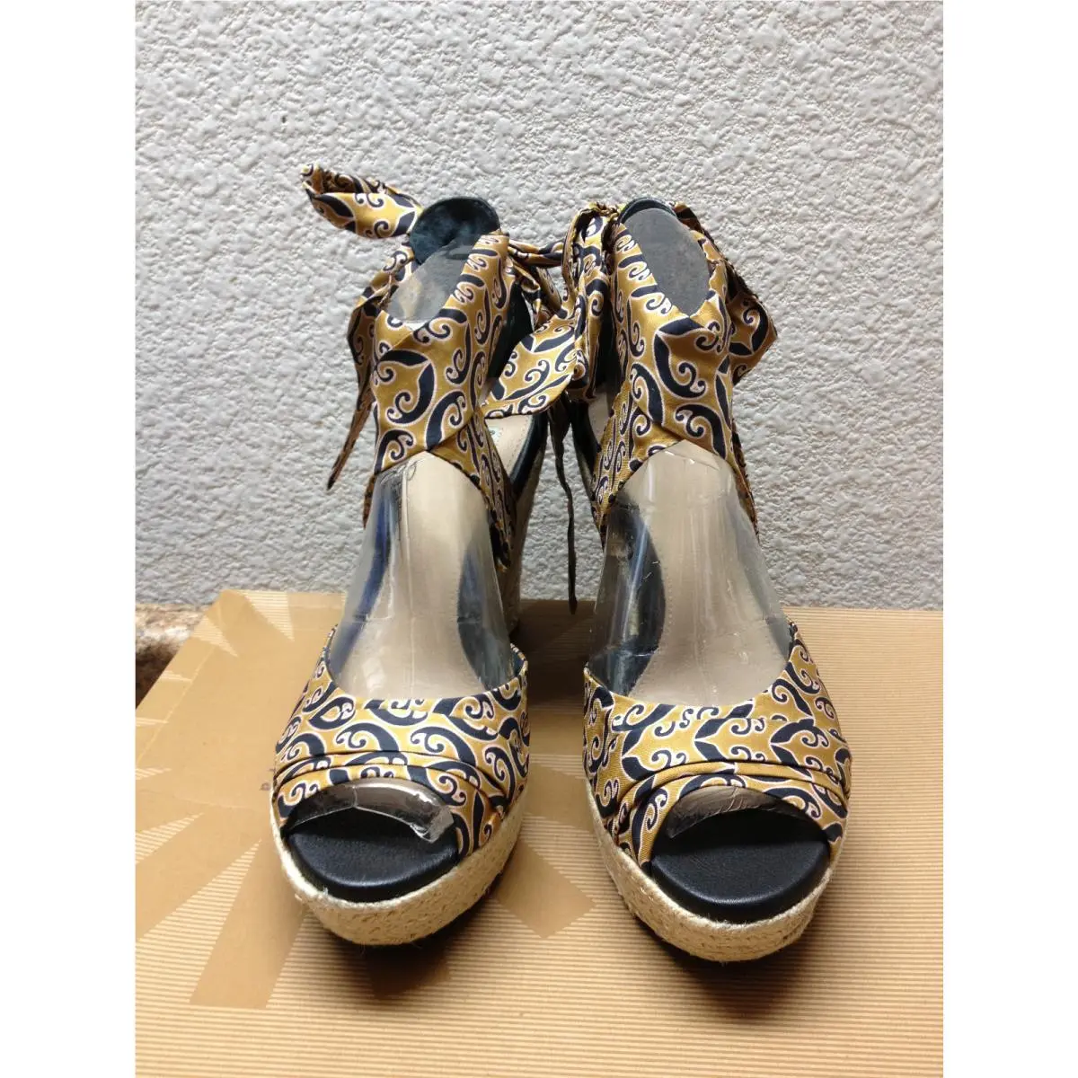 UGG shoes - Main: BLACK 1