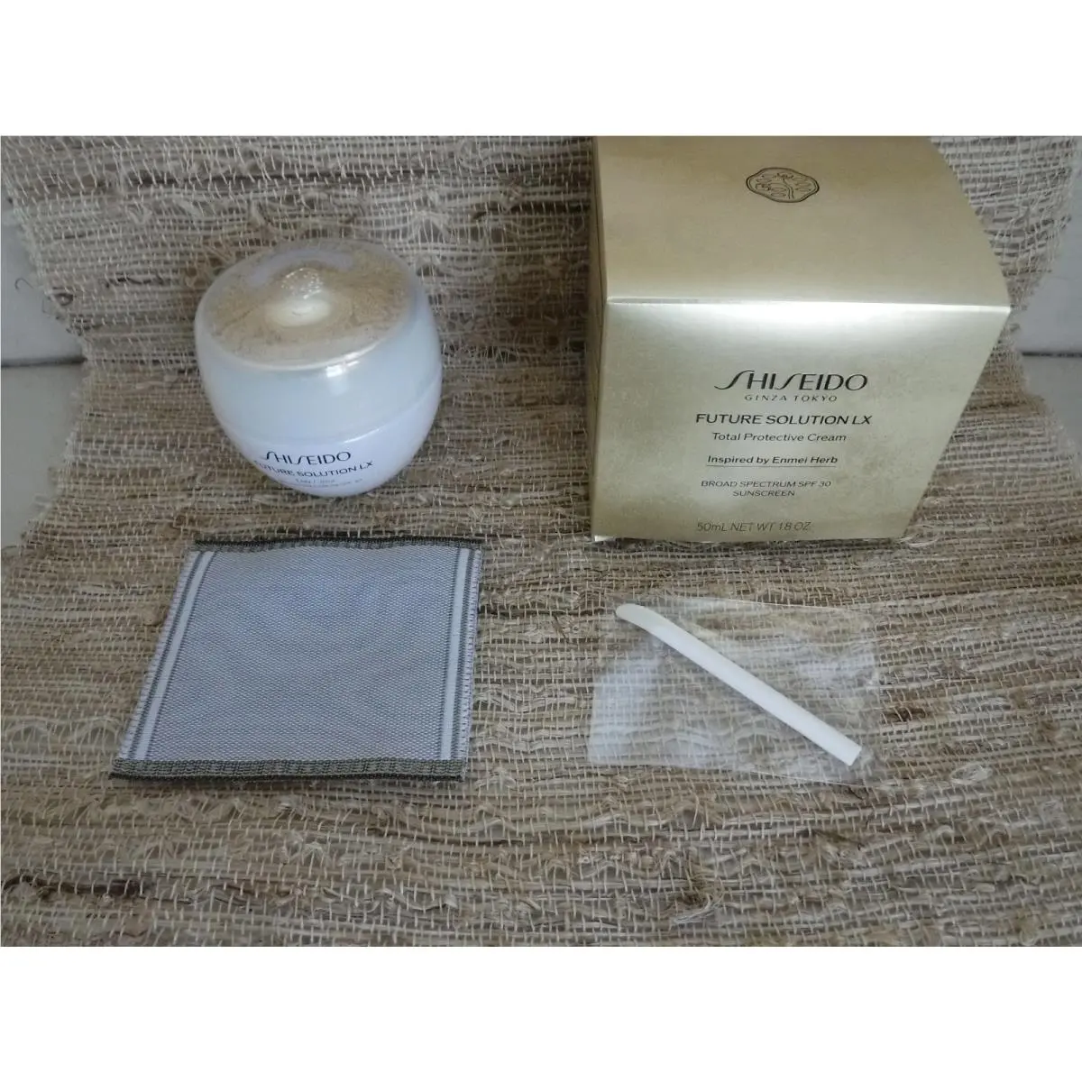 Shiseido Future Solution LX Total Protective Cream SPF30 1.8oz