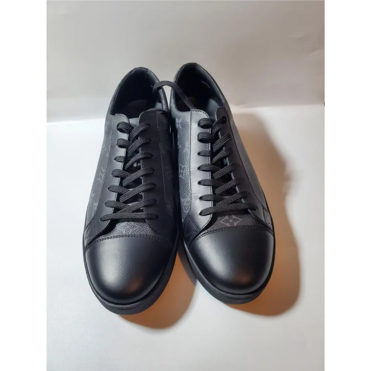 Louis Vuitton shoes - Louis Vuitton Monogram - Monogram - Black 2