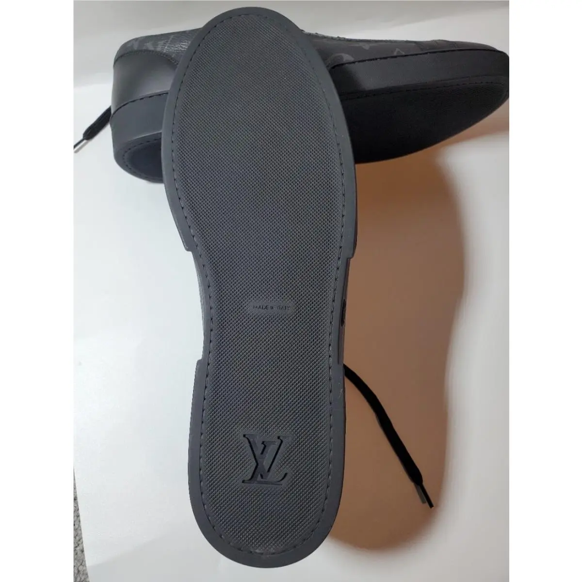 Louis Vuitton shoes - Louis Vuitton Monogram - Monogram - Black 4