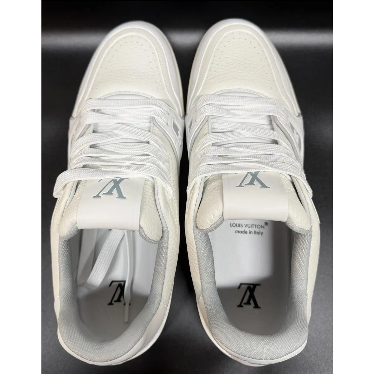Louis Vuitton shoes - Louis Vuitton LV Trainer - Trainer - 1A8WAZ - White 1