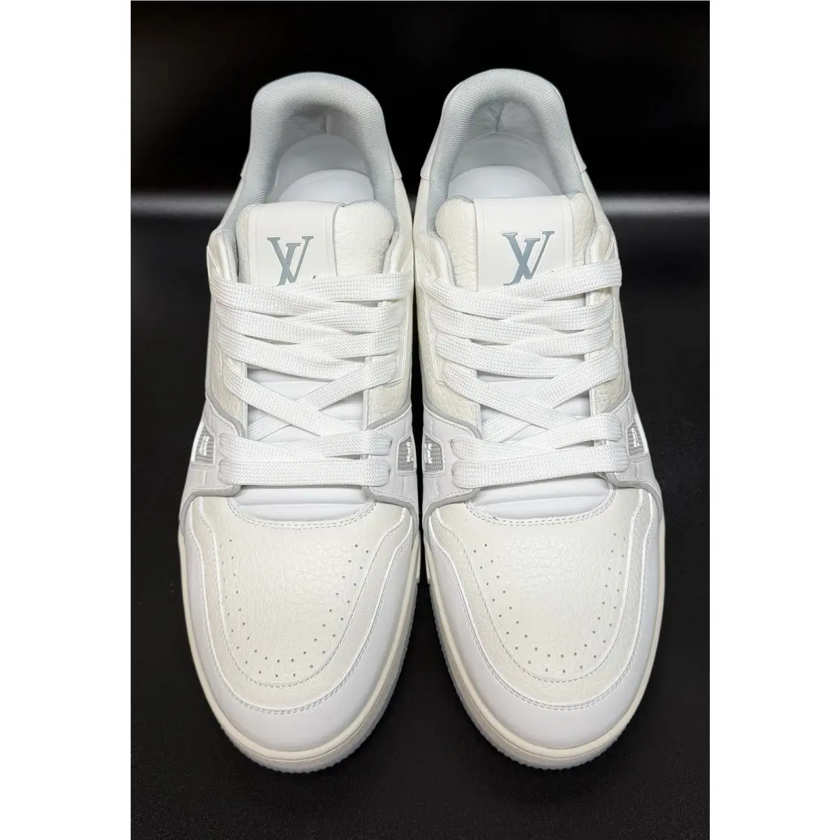 Louis Vuitton shoes - Louis Vuitton LV Trainer - Trainer - 1A8WAZ - White 2