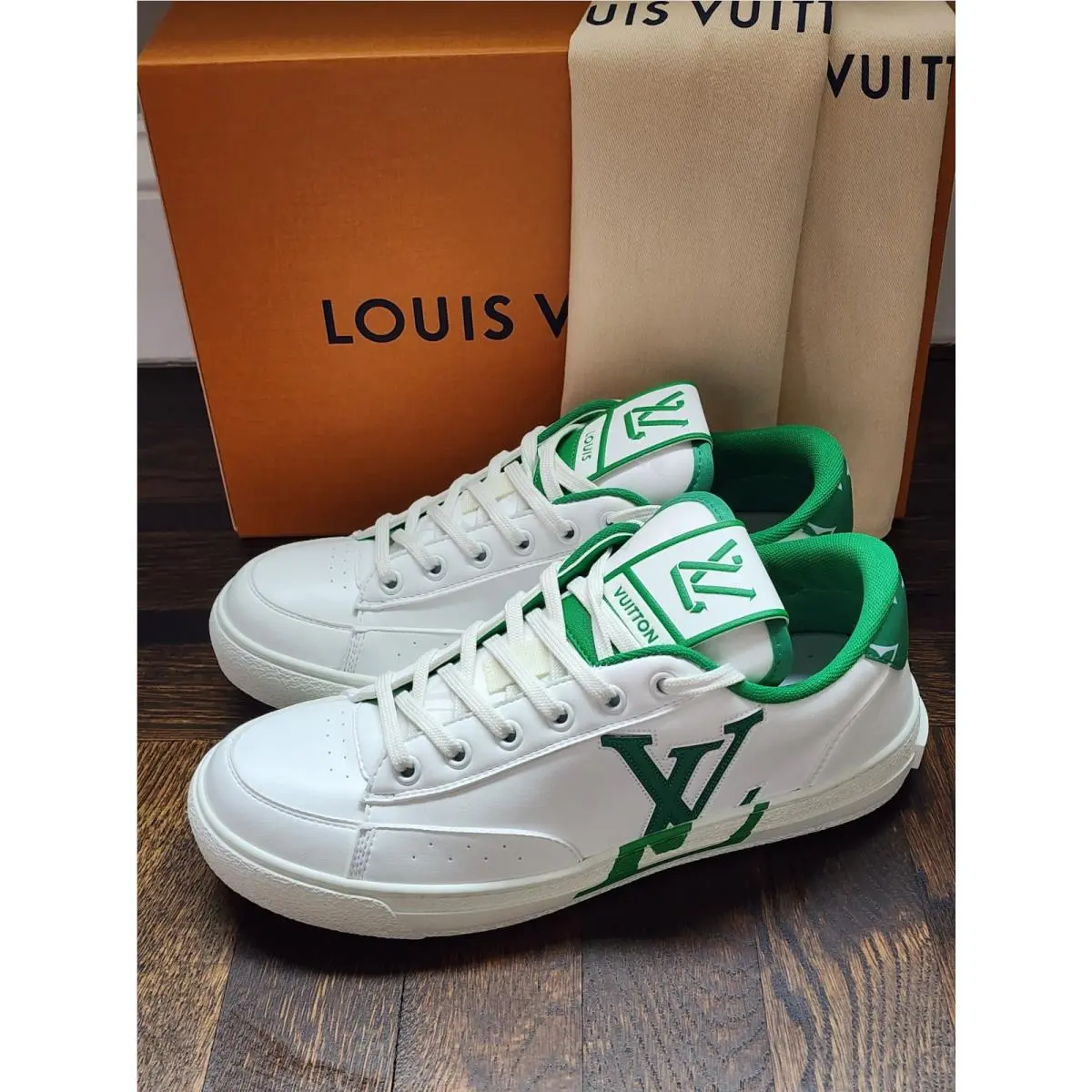 Louis Vuitton shoes - White 3