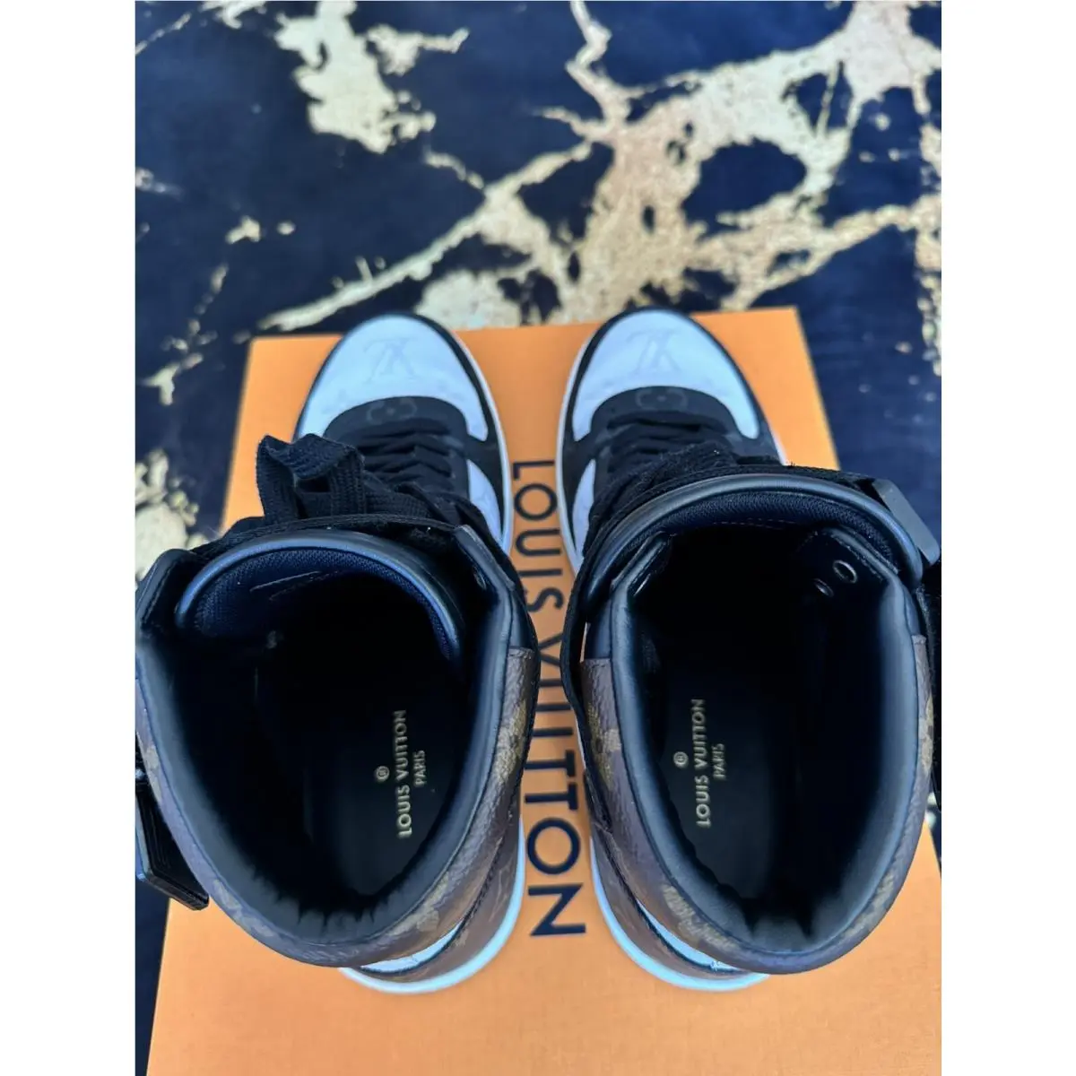 Louis Vuitton shoes - Louis Vuitton Rivoli - Rivoli - 1A44VS - Gray 5