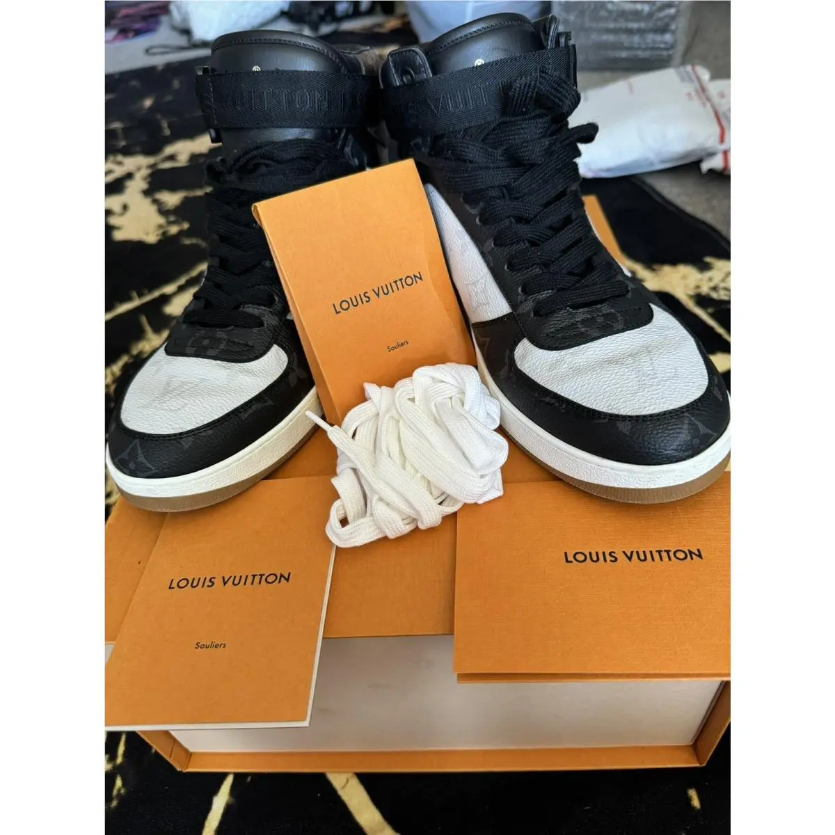 Louis Vuitton shoes - Louis Vuitton Rivoli - Rivoli - 1A44VS - Gray 7