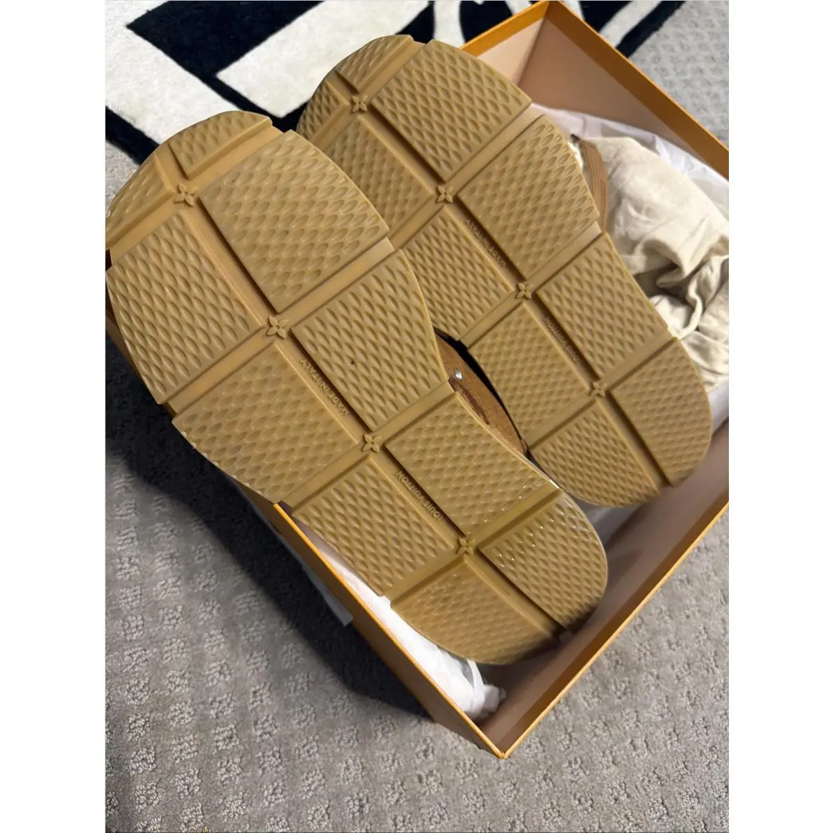 Louis Vuitton shoes - Louis Vuitton Monogram - Monogram - Brown 5