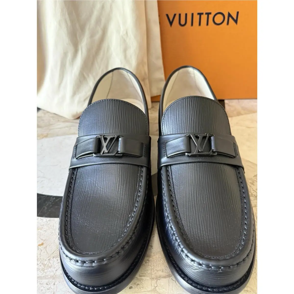Louis Vuitton shoes - Black 3
