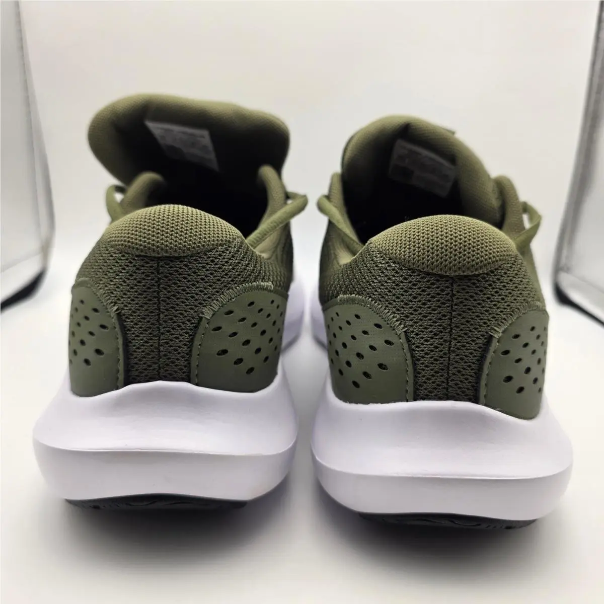Under Armour shoes - Charged Surge 4 - Charged Surge - Green 5