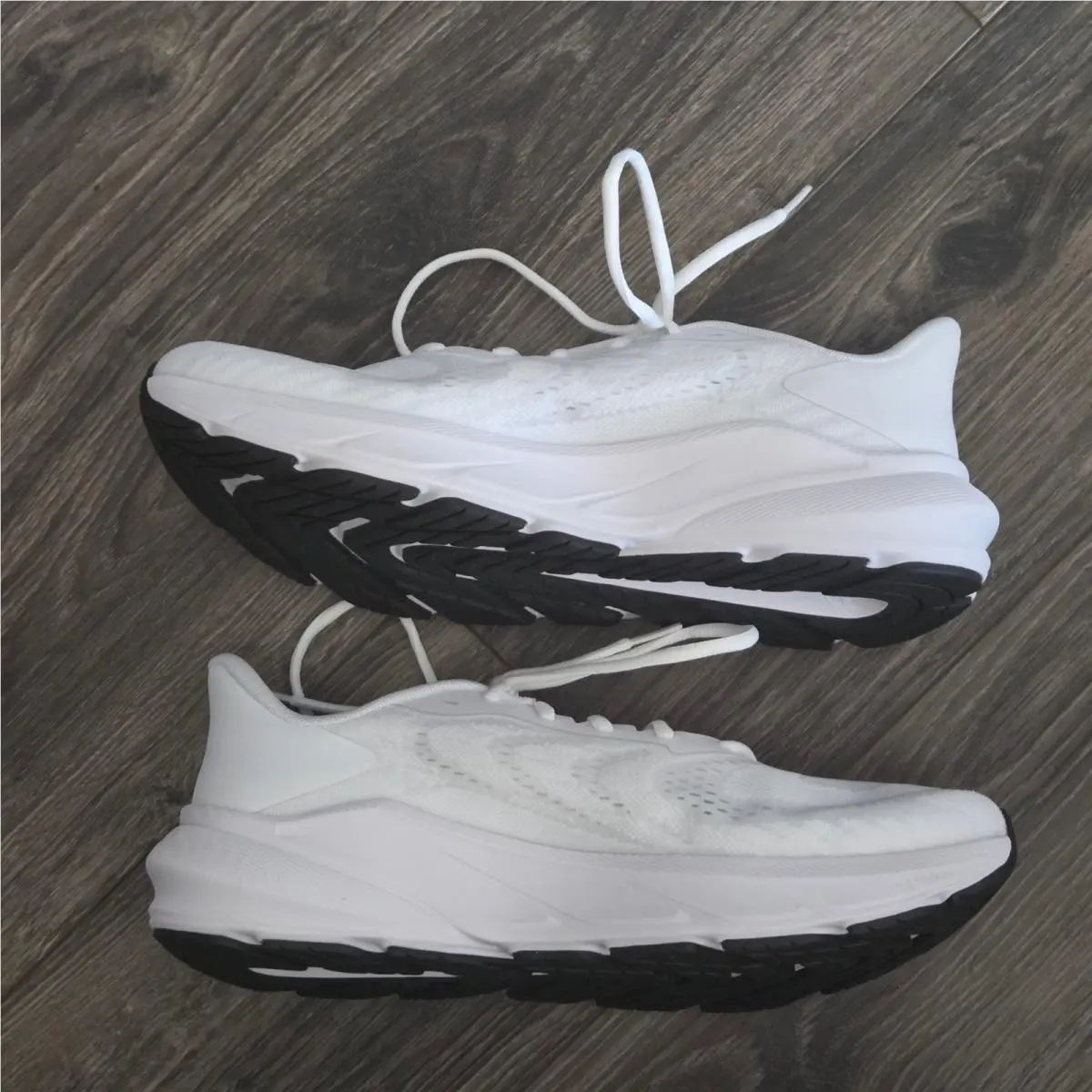Under Armour shoes - UA Turbulence 3 - Turbulence - White 1