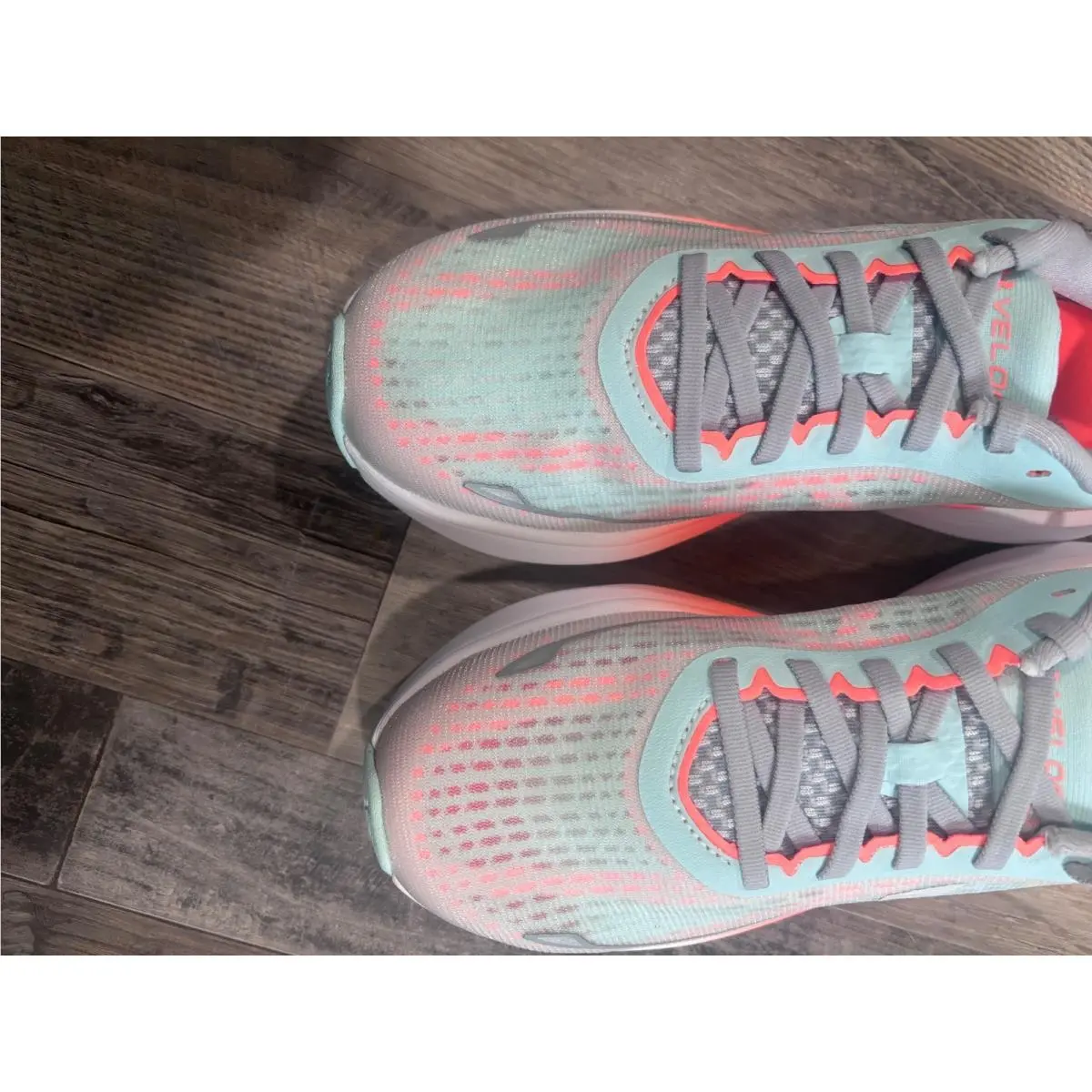 Under Armour shoes - UA W Velociti Pace - Velociti Pace - Green 2