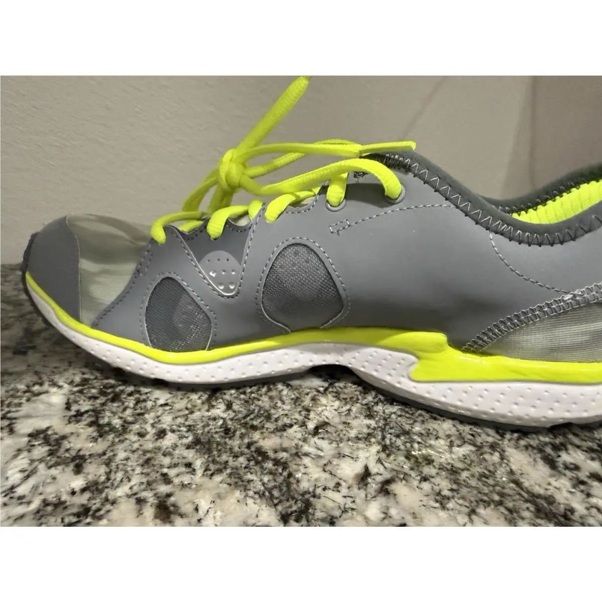 Under Armour shoes - Under Armour Micro G Neo Mantis Print - Neon Green/Gray (UPC: 0888284342968) 7