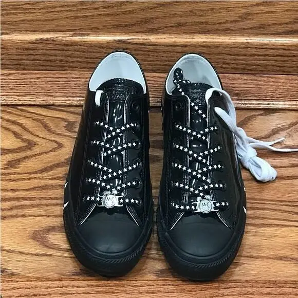 Converse shoes - Black 2