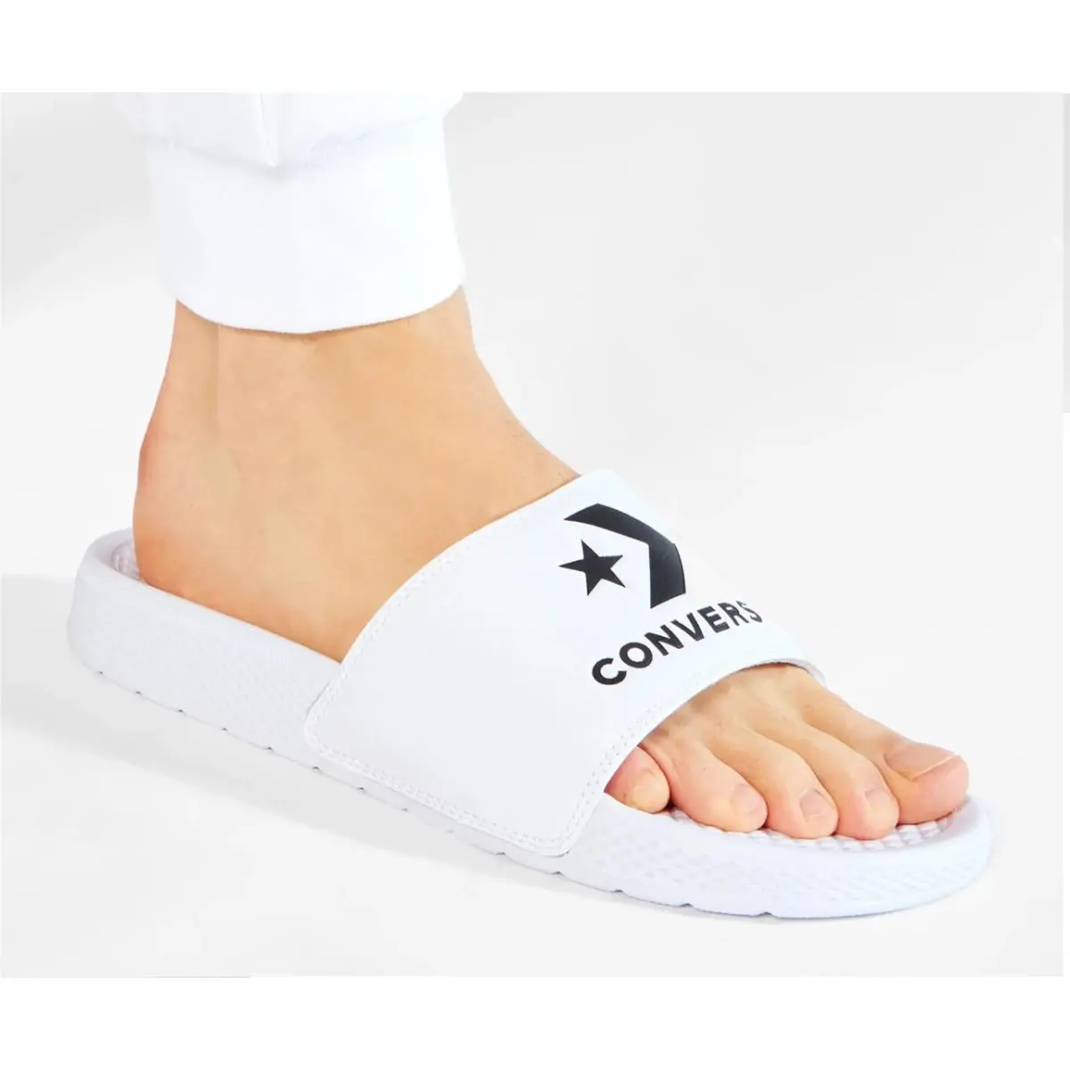 Converse shoes - White 1