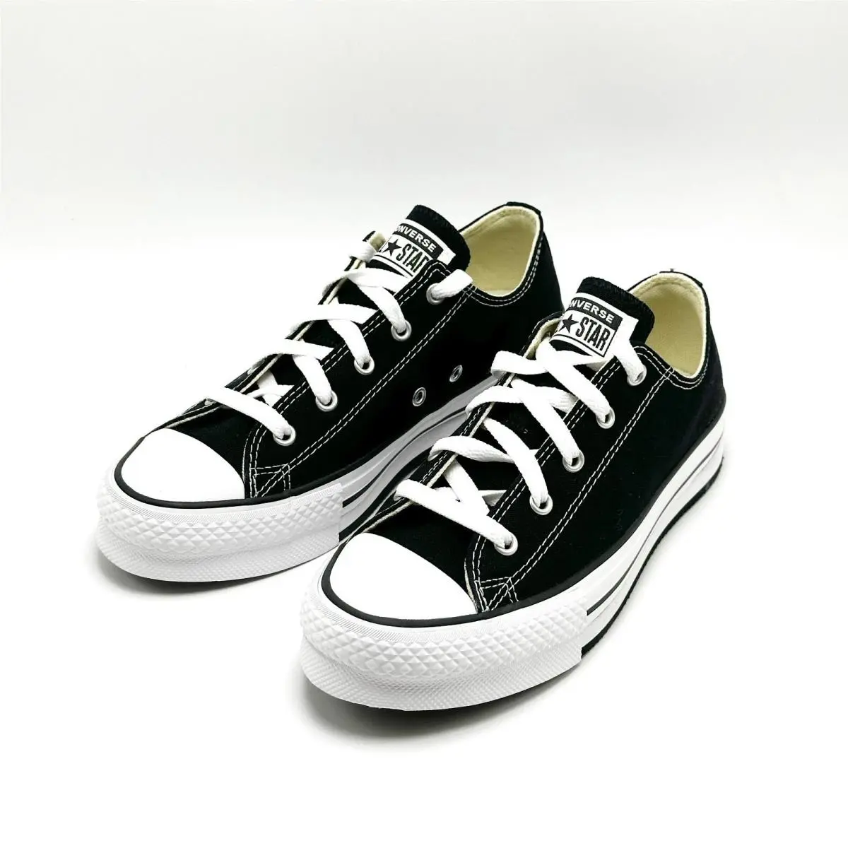 Converse shoes - Converse Chuck Taylor All Star - Black / White / White 4