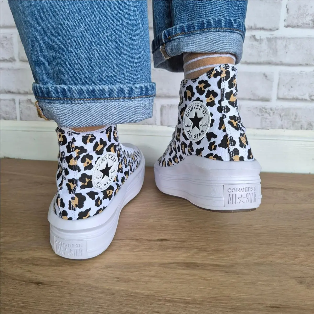 Converse shoes - Converse Chuck Taylor - Chuck Taylor - A07197C - White (UPC: 194434615227) 2