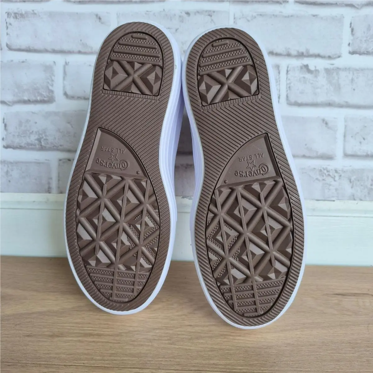 Converse shoes - Converse Chuck Taylor - Chuck Taylor - A07197C - White (UPC: 194434615227) 4