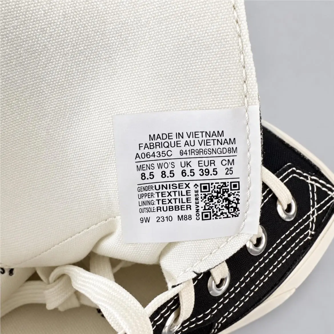Converse shoes - Chuck 70 De Luxe Squared Hi - A06435C - Black 4