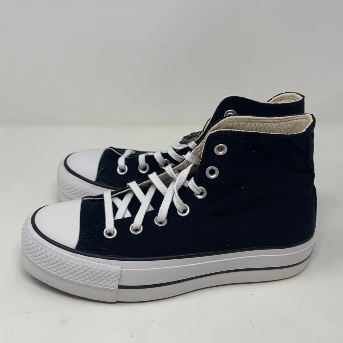 Converse shoes - Chuck Taylor All Star Lift - 560842C - Black 1