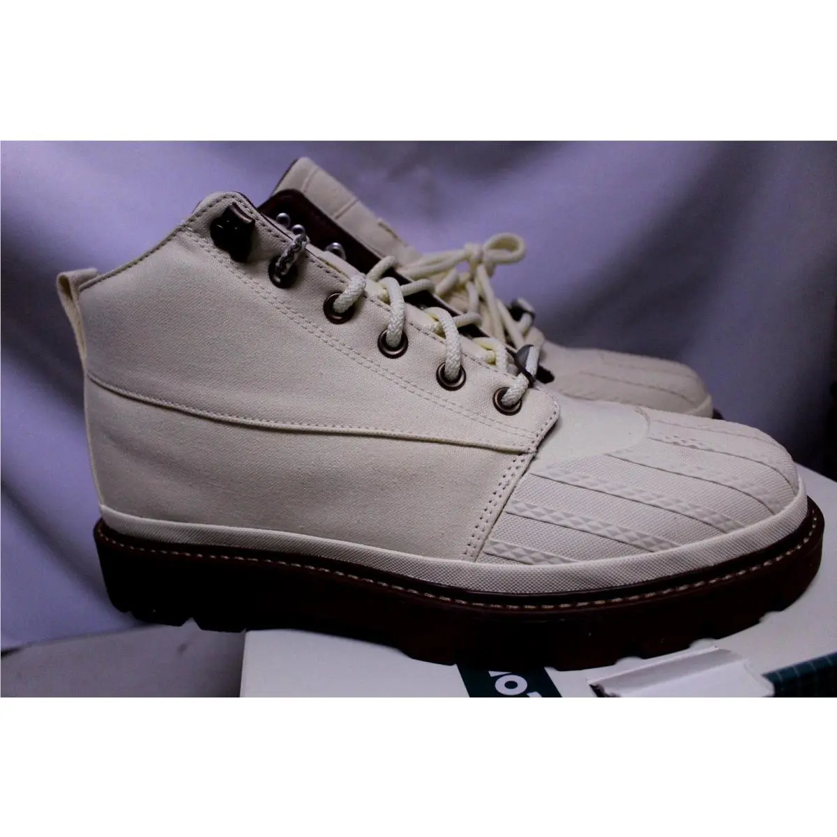 Converse shoes - Green 1