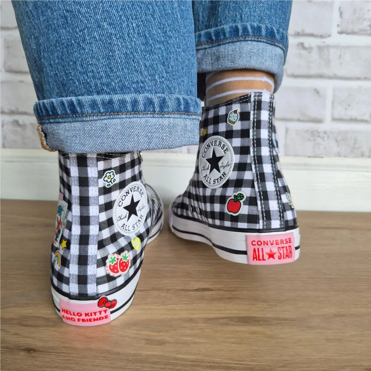 Converse shoes - Converse Hello Kitty And Friends Picnic - A17697 - Black (UPC: 194435988191) 2
