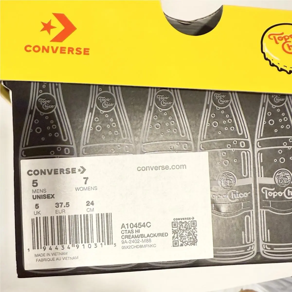 Converse shoes - Converse Chuck Taylor All Star - A10454C - Ivory, Manufacturer: Cream/Black/Red 2