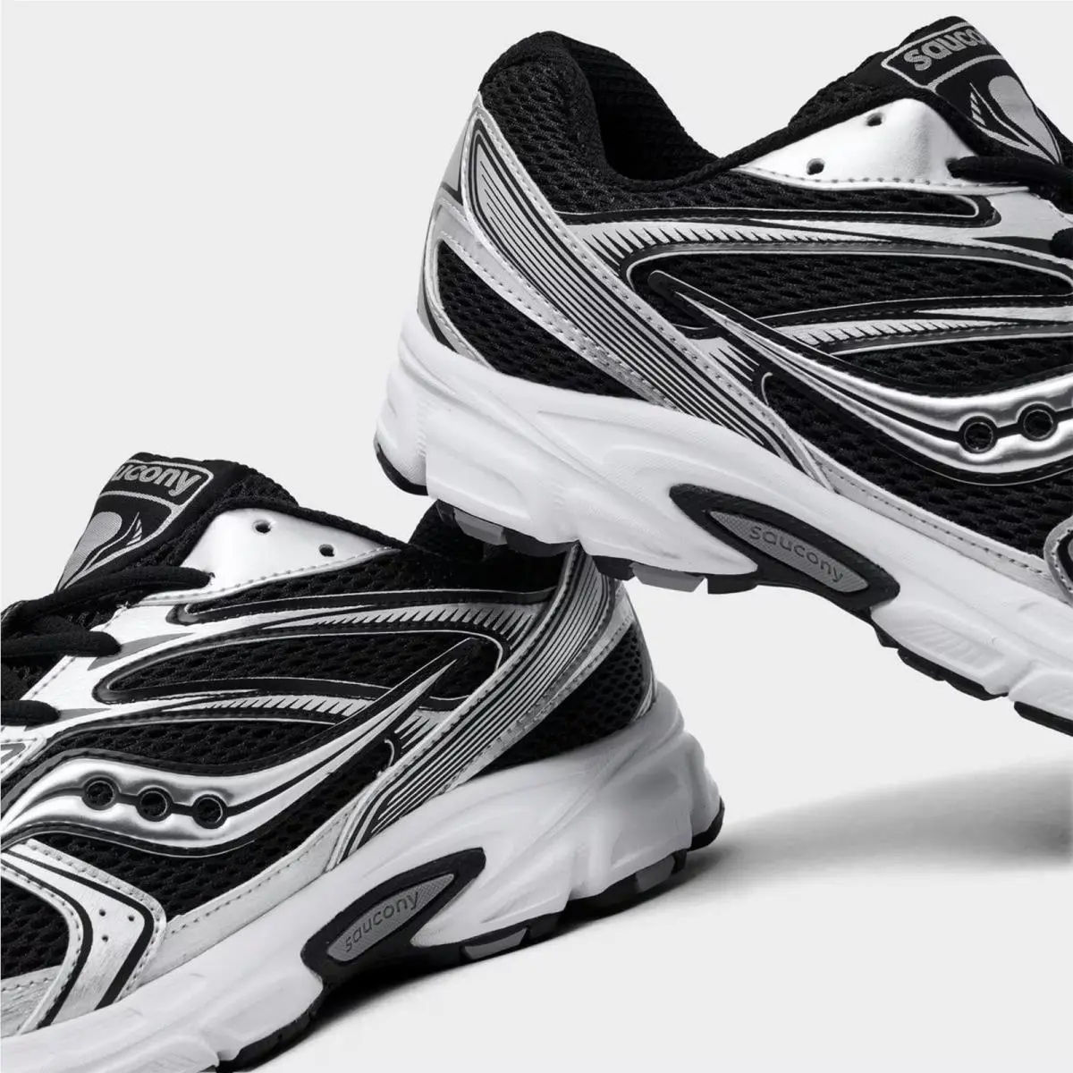 Saucony shoes - S708127M 001 - Black/Metallic Silver 0