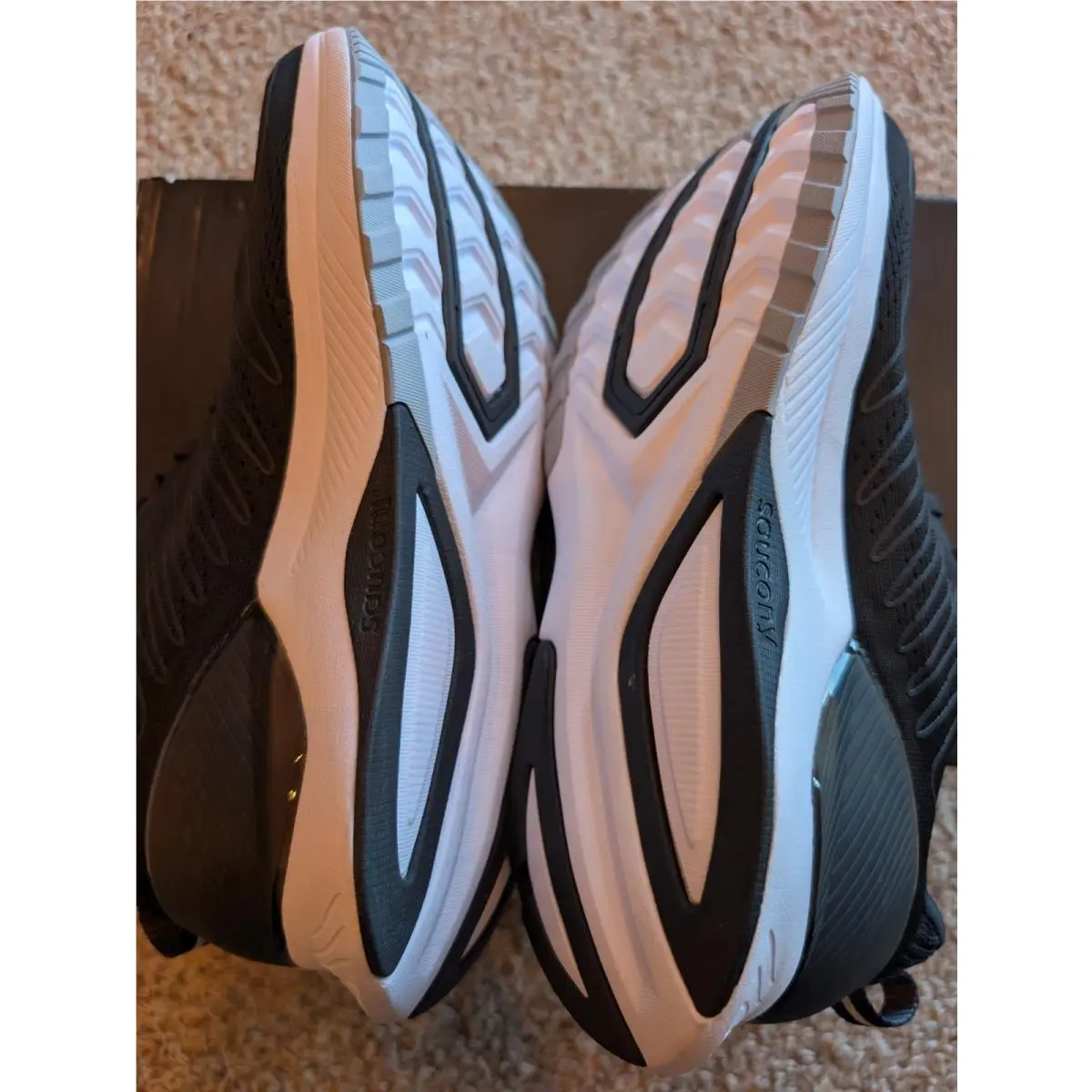 Saucony shoes - Endorphin Shift - Endorphin Shift - S20577-40 - Black / White 1