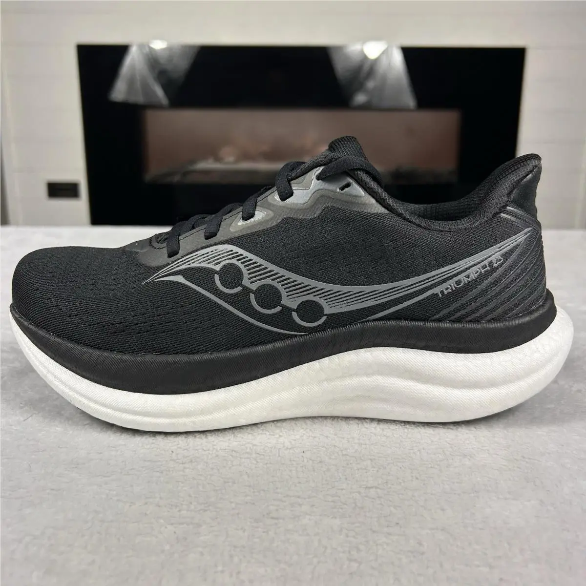 Saucony shoes - Saucony Triumph 23 - Triumph - S11024-200 - Black/White (UPC: 0195021192428) 11
