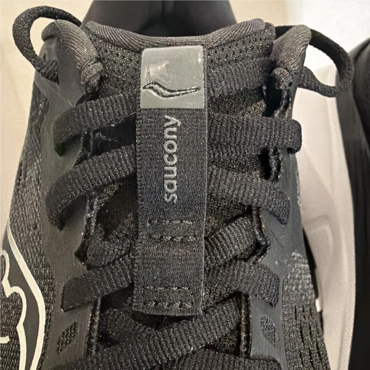 Saucony shoes - Saucony Guide 18 - Guide - S10999-100 - Black 5