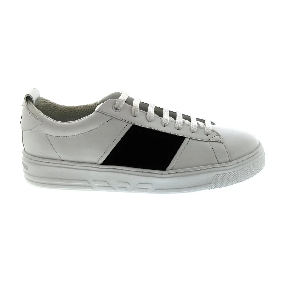 Emporio Armani shoes - X4X287XM484L007 - X4X287XM484L007 - White-Black (UPC: 411002153104) 1