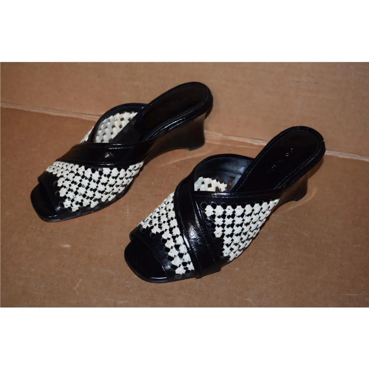 Tory Burch shoes - Woven Raffia Wedge - Woven Raffia Wedge - Black 0