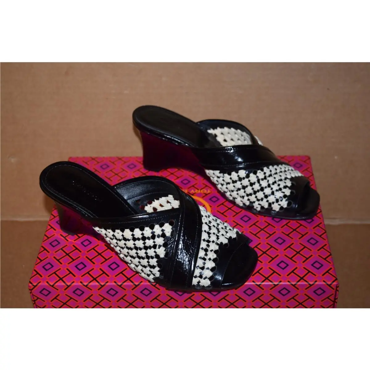 Tory Burch shoes - Woven Raffia Wedge - Woven Raffia Wedge - Black 5