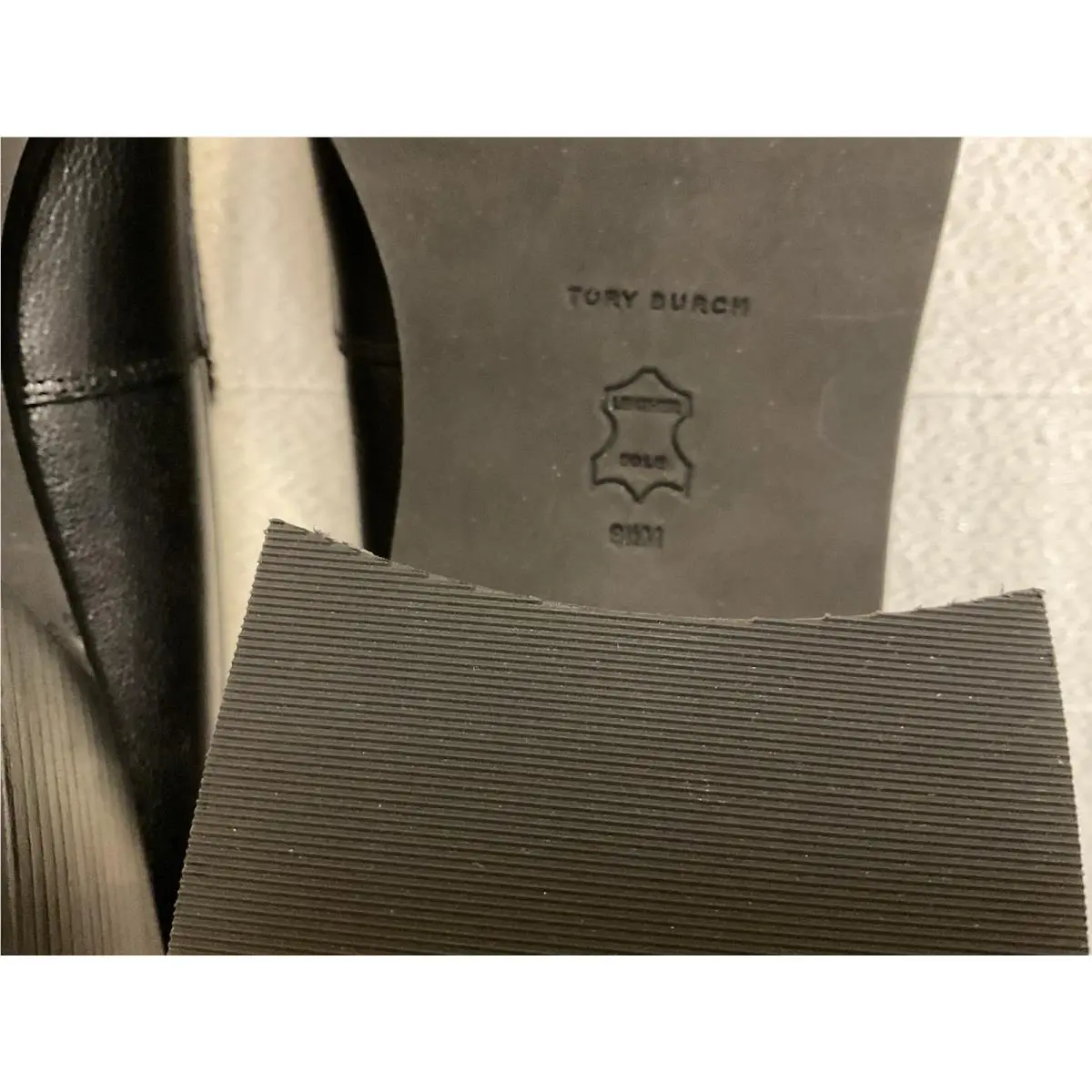 Tory Burch shoes - Double T Logo Loafer Pump - Black 12