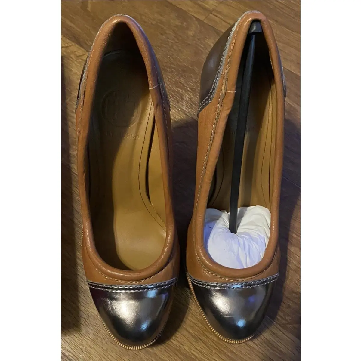 Tory Burch shoes - Tory Burch Logo - Logo - Brown (UPC: 0885427277422) 0