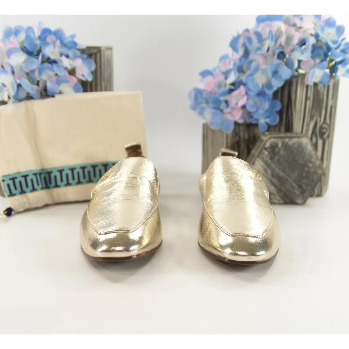 Tory Burch shoes - Gold (UPC: 190041814978) 0