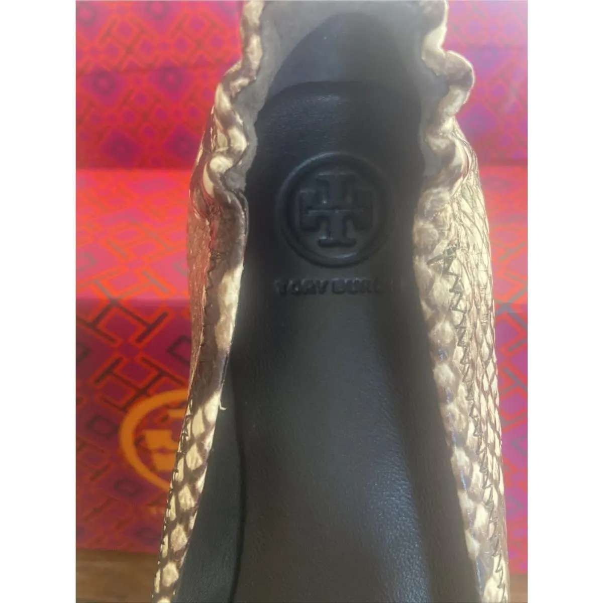 Tory Burch shoes - Tory Burch Logo - Logo - Multicolor (UPC: 192485525779) 4