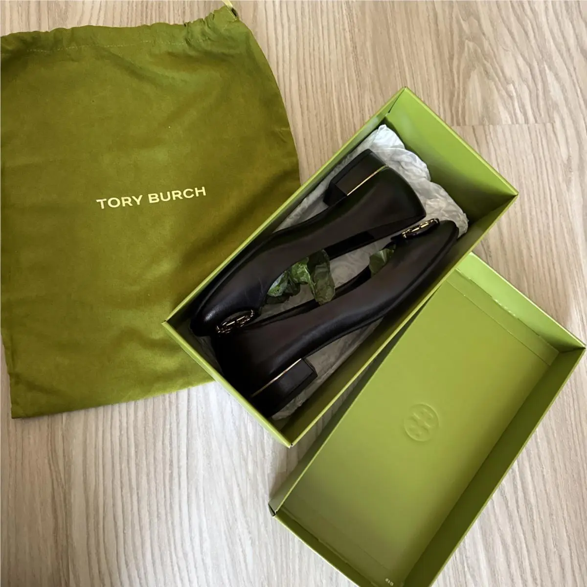 Tory Burch shoes - Tory Burch Logo - Logo - Black 10