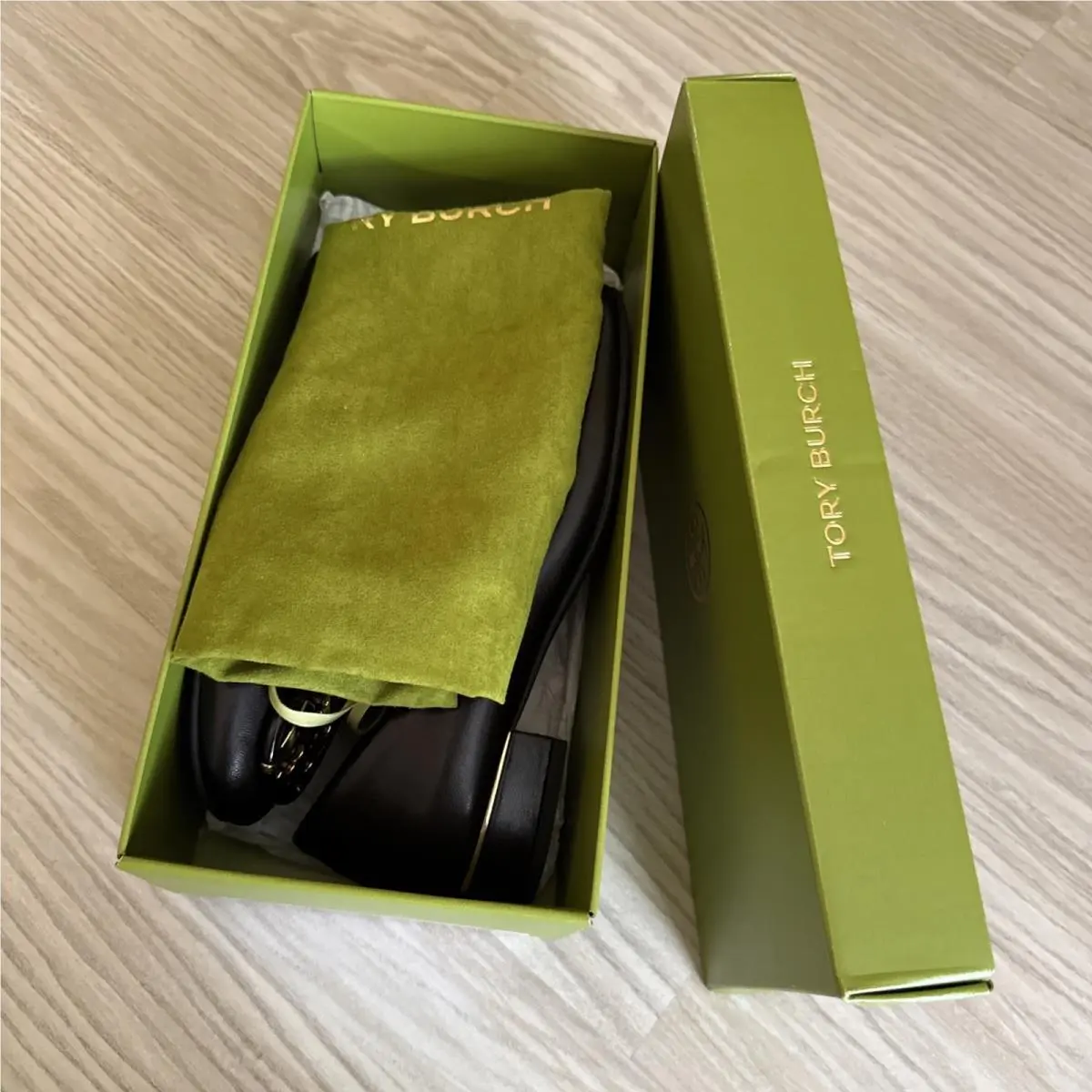 Tory Burch shoes - Tory Burch Logo - Logo - Black 11