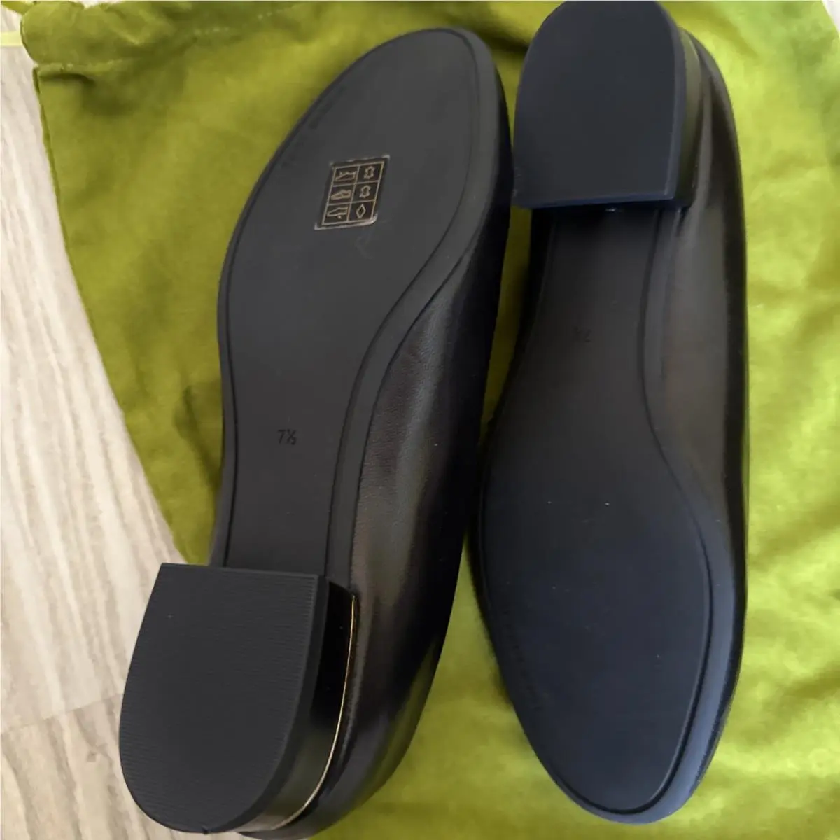Tory Burch shoes - Tory Burch Logo - Logo - Black 6