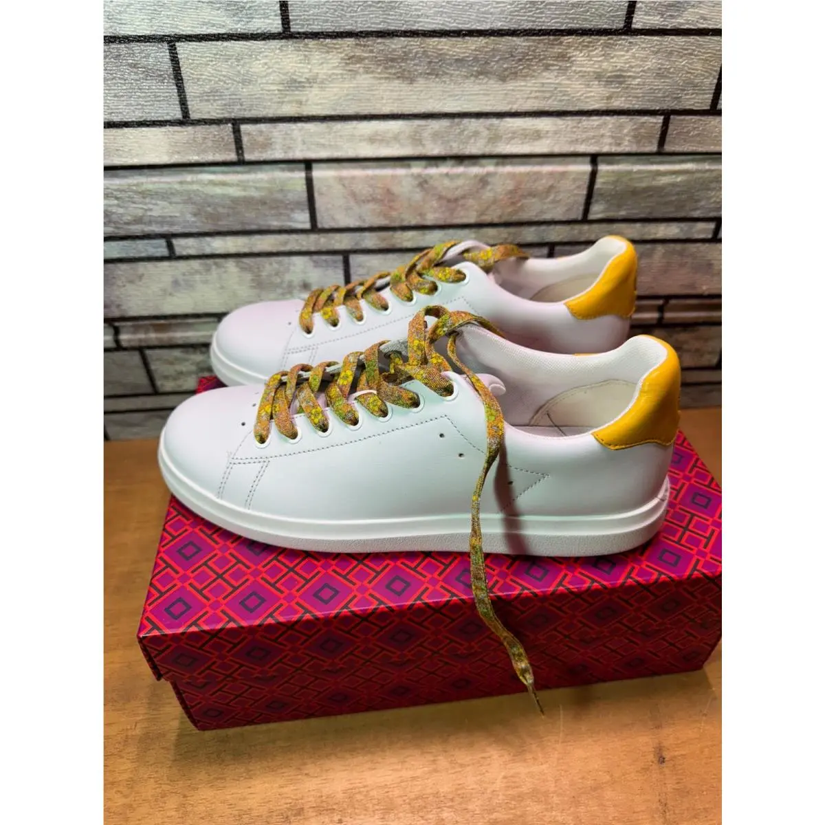 Tory Burch shoes - Tory Burch Howell Court - Howell Court - 81389 - White (UPC: 192485722413) 5