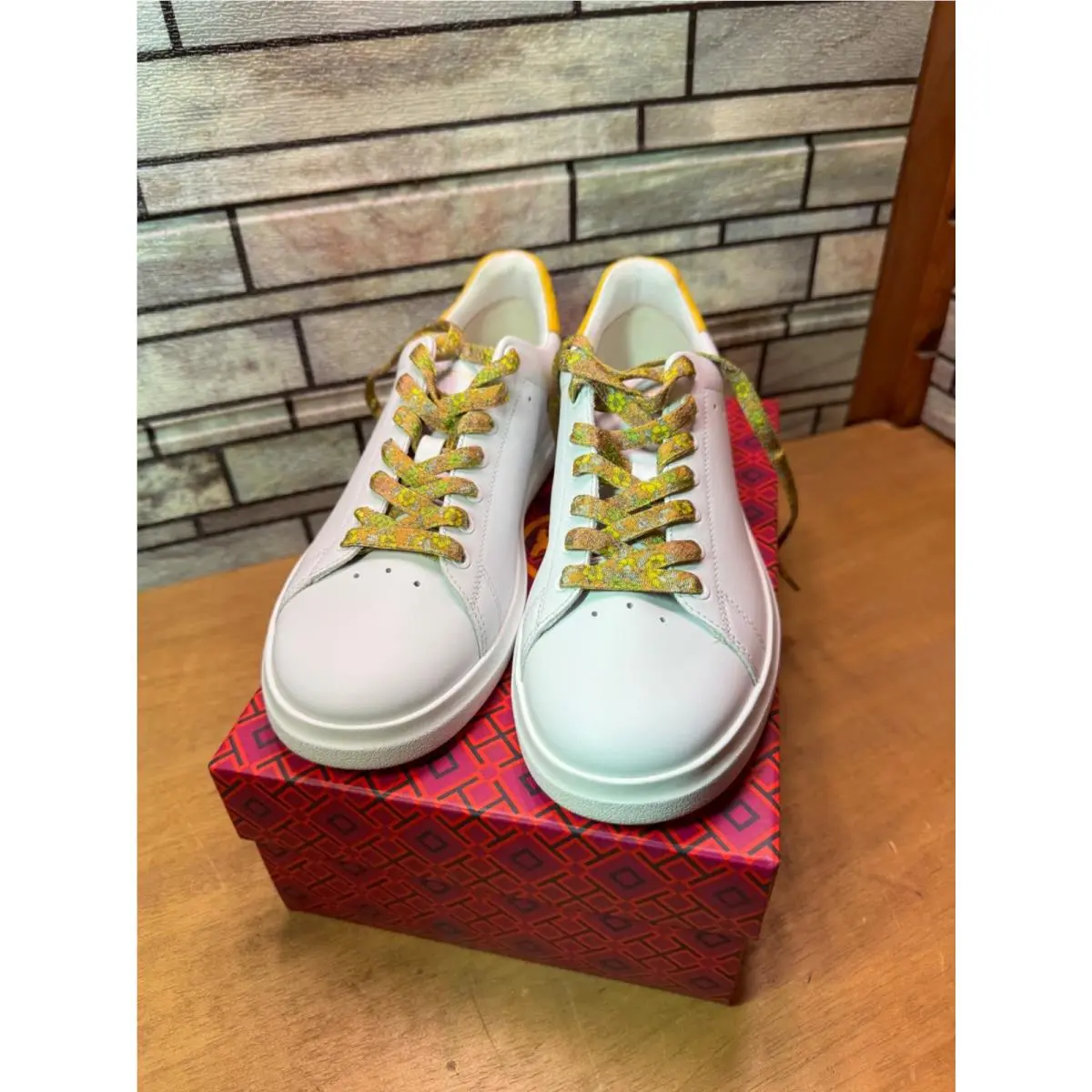 Tory Burch shoes - Tory Burch Howell Court - Howell Court - 81389 - White (UPC: 192485722413) 6