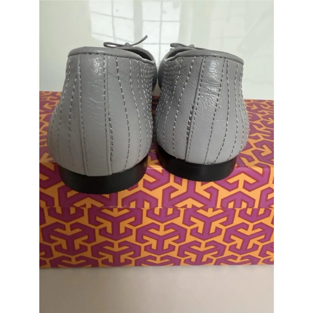 Tory Burch shoes - Tory Burch Logo - Logo - Gray 10