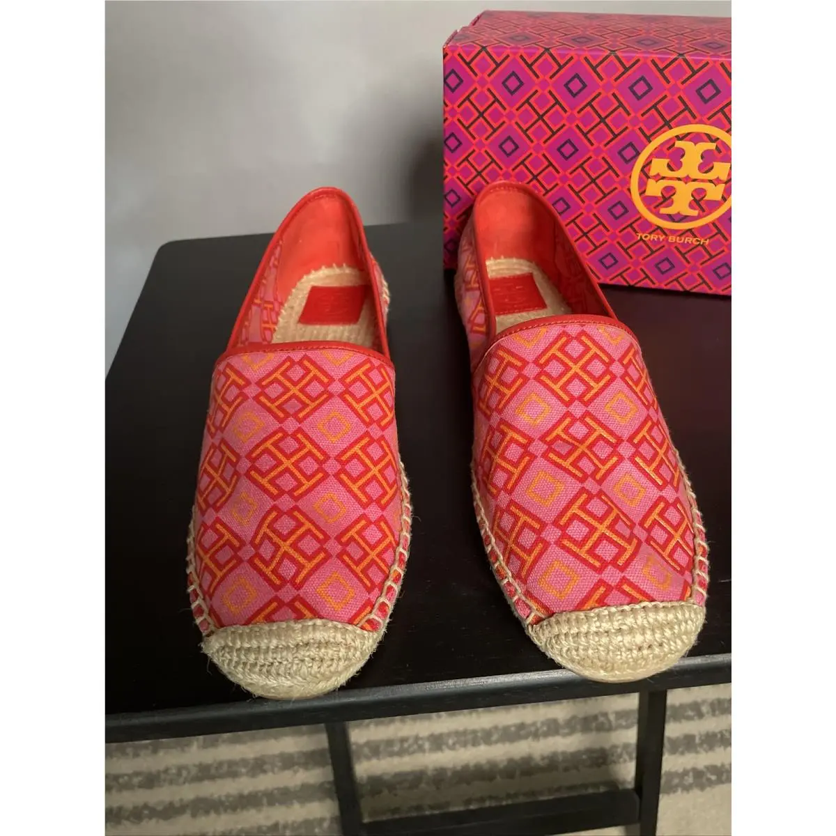 Tory Burch shoes - Tory Burch Logo - Logo - Pink 0