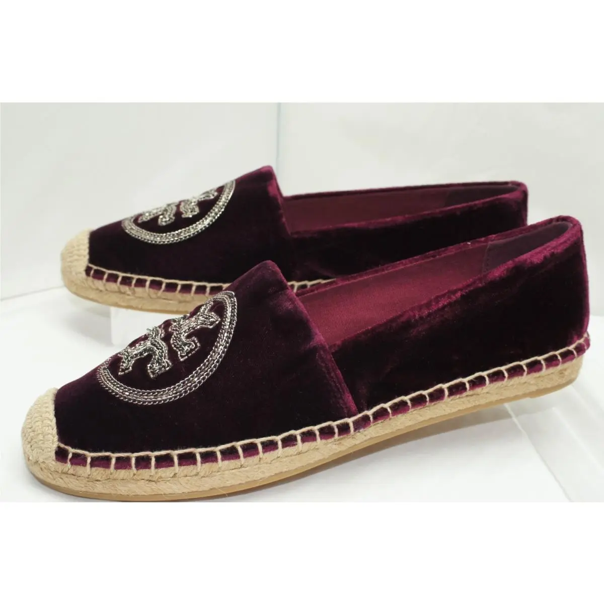 Tory Burch shoes - Tory Burch Logo - Logo - Red, Main: Bordeaux (UPC: 190041647002) 1