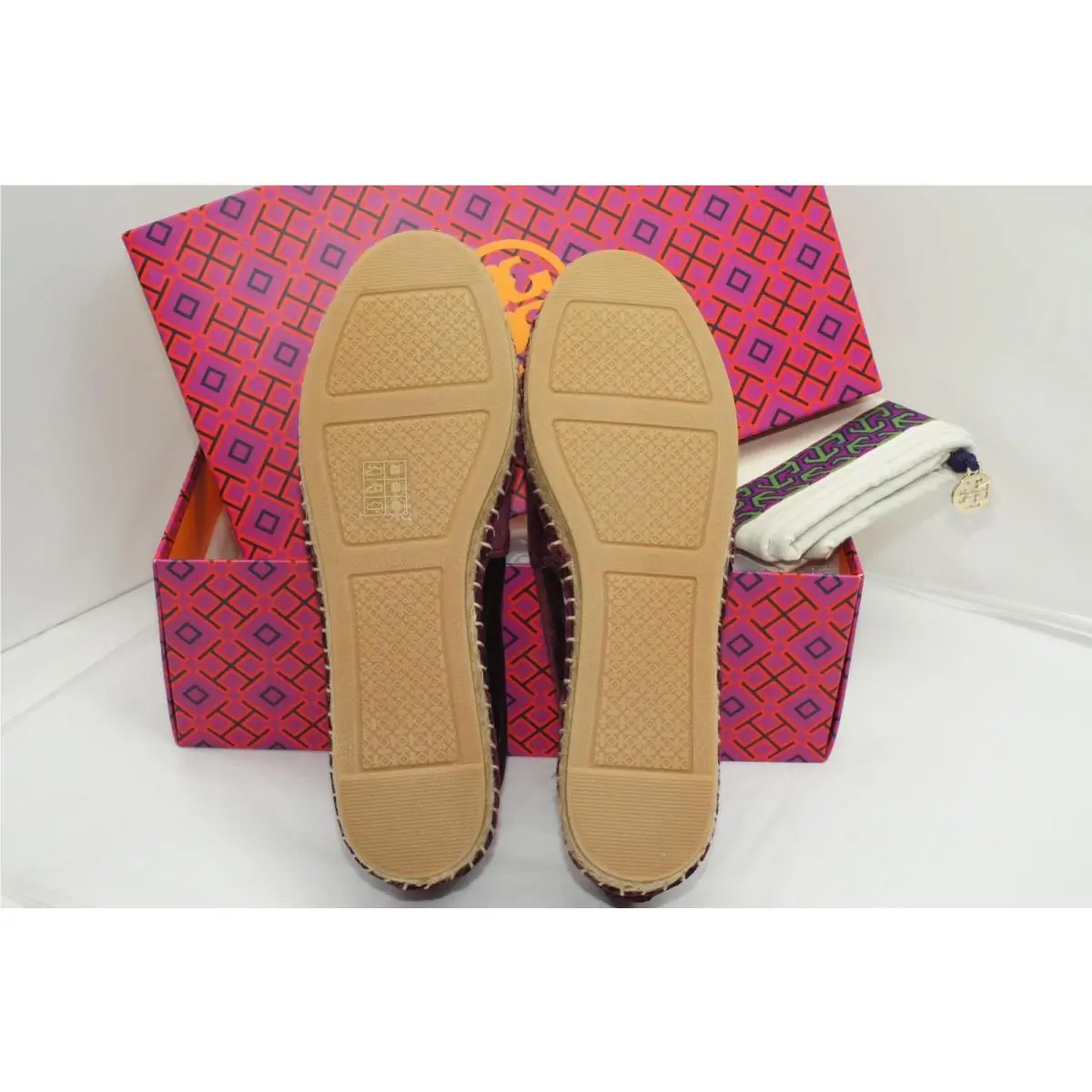 Tory Burch shoes - Tory Burch Logo - Logo - Red, Main: Bordeaux (UPC: 190041647002) 4